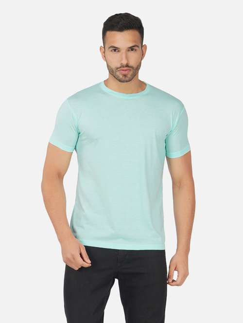 light blue solid regular t-shirt - 20492774 - Standard Image - 0