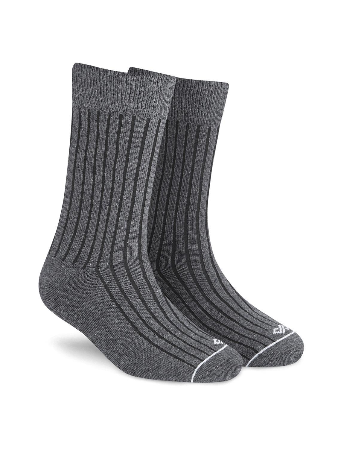 unisex solid above ankle length socks - 20498057 - Zoom Image - 0