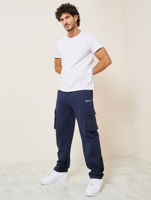 men solid cargo mid rise jogger - 20501259 - Standard Image - 0