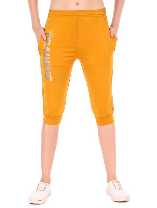 mustard typography low rise capri - 20501429 - Standard Image - 0