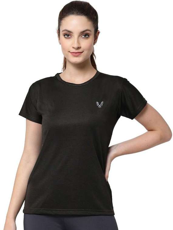 black solid regular t-shirt
