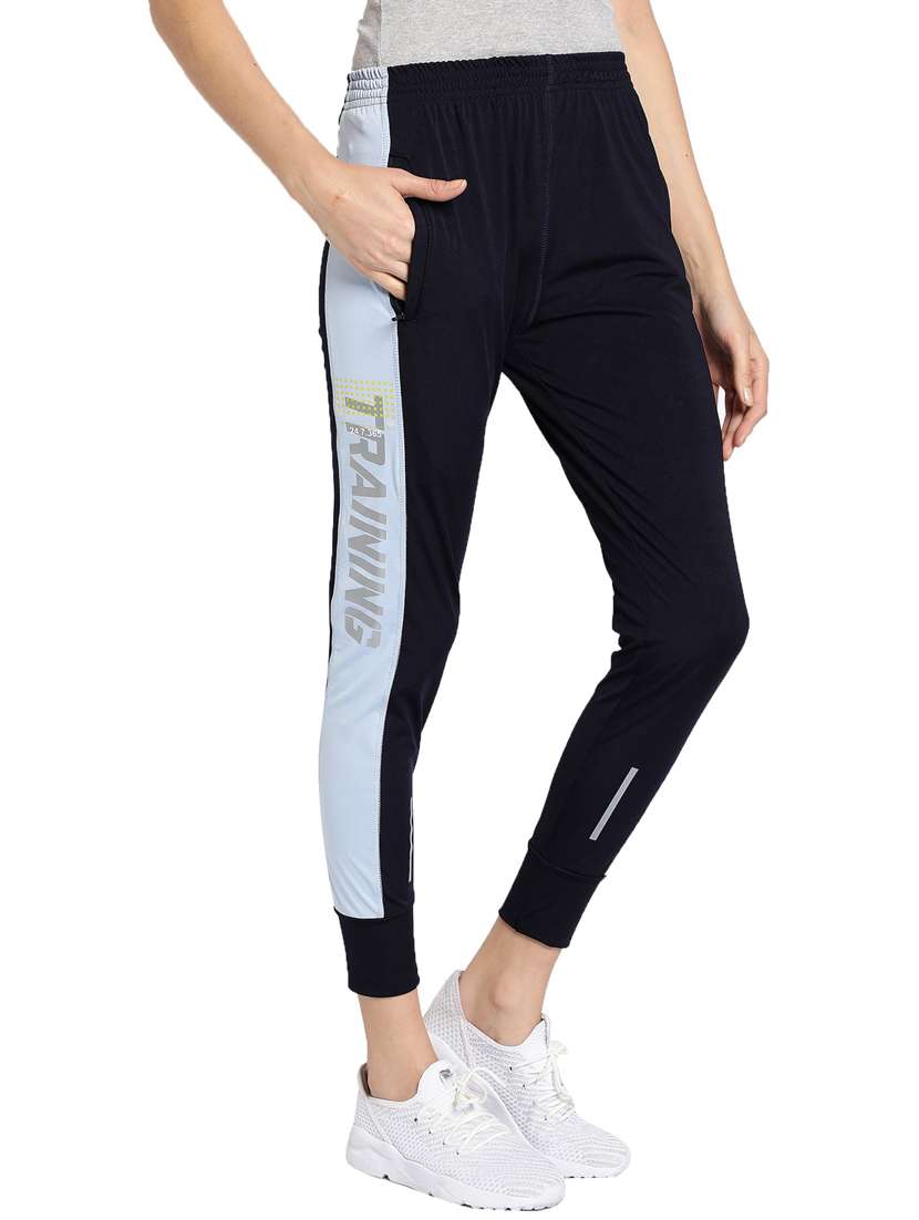 women tapered jogger