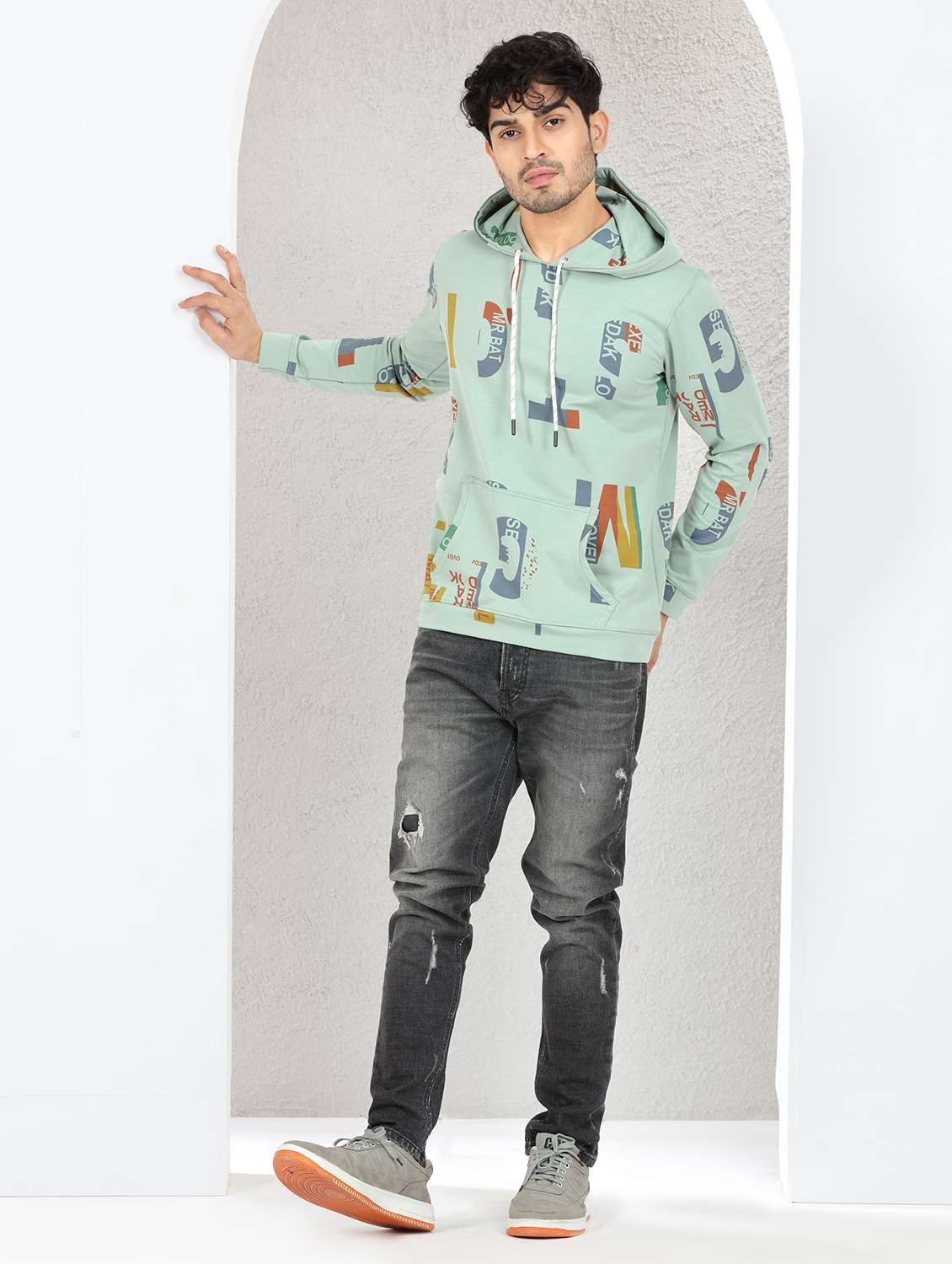 men typography print hooded sweatshirt - 20502910 -  Standard Image - 3