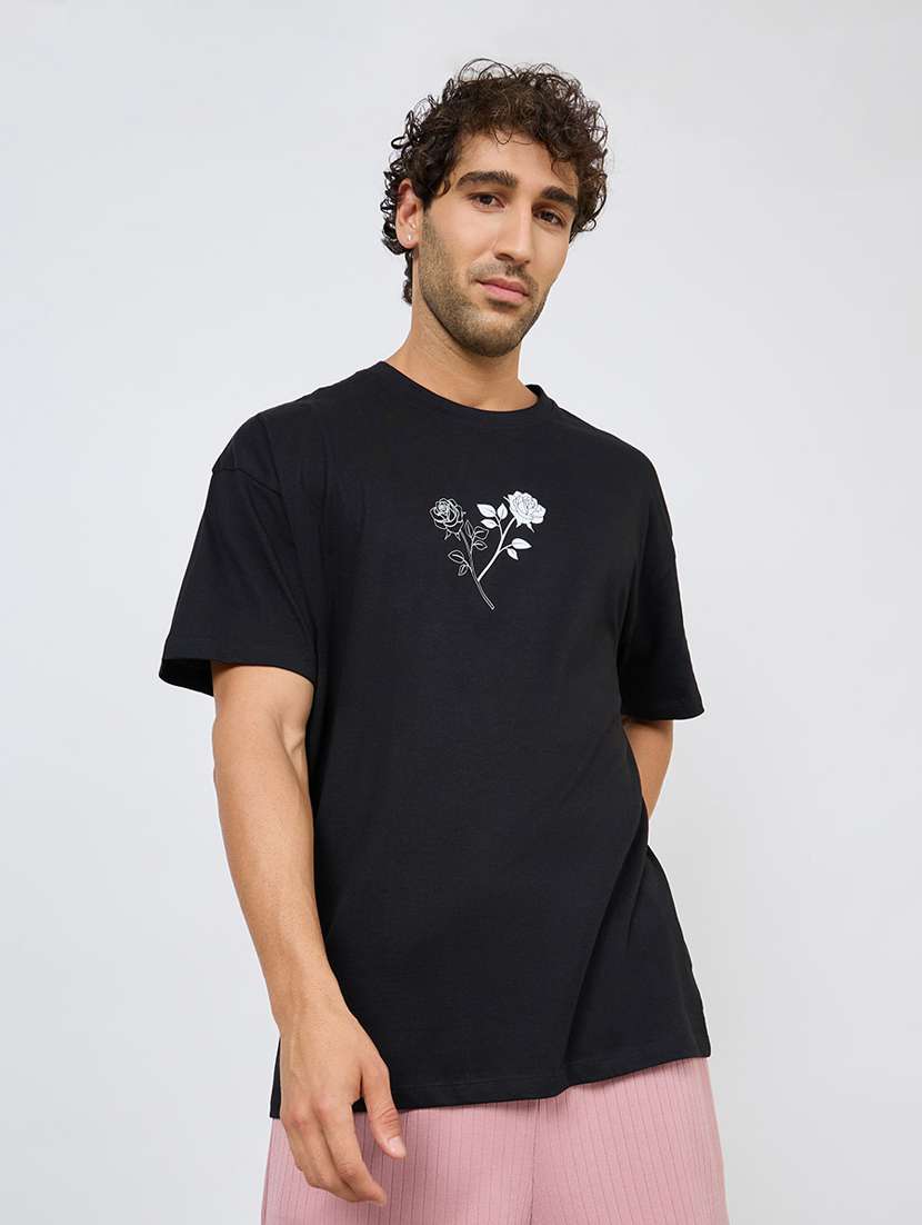 black cotton tshirt