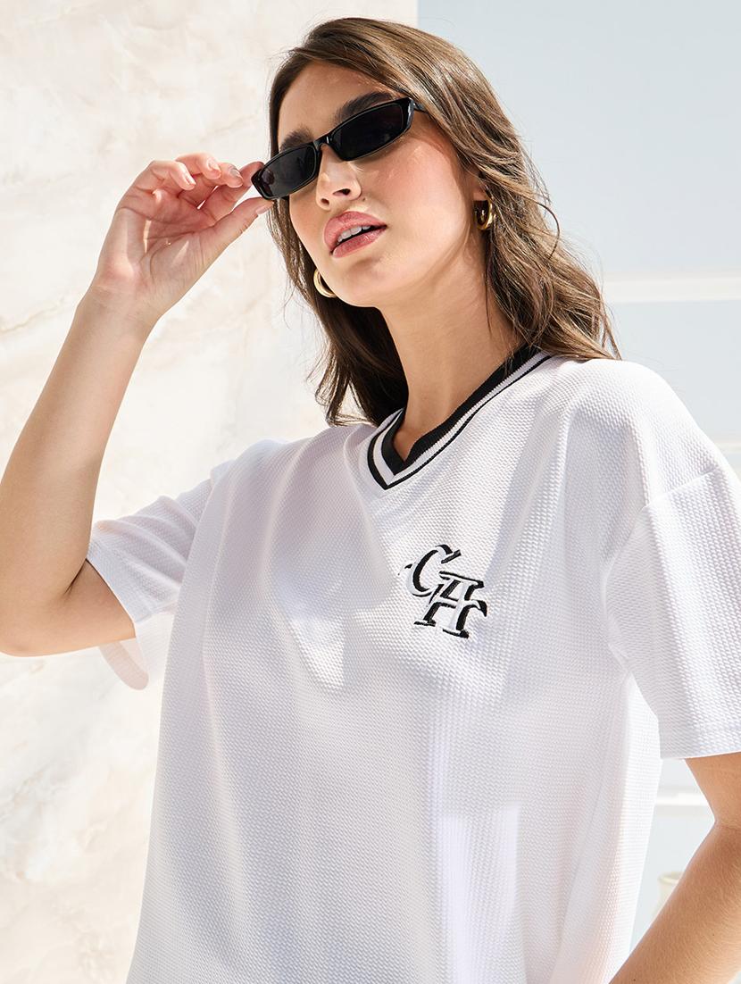 women's placement print v neck t-shirt - 20508318 - Standard Image - 3