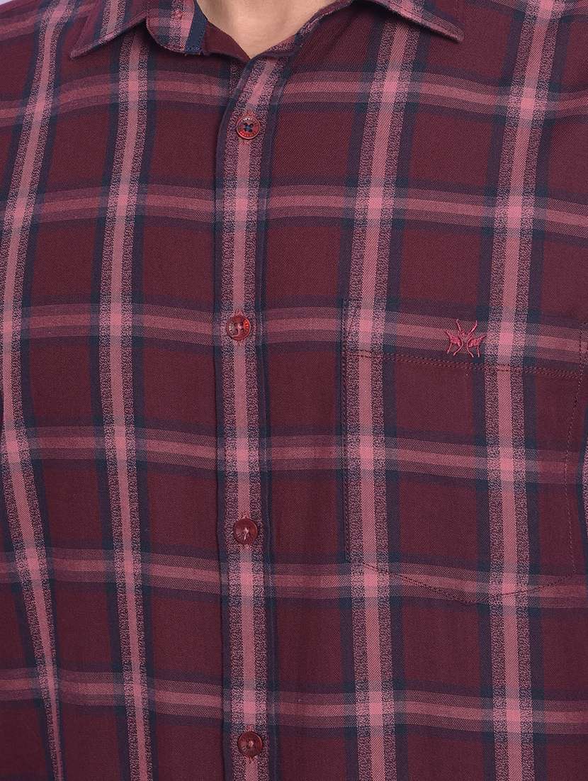 men checkered burgundy cotton casual shirt - 20509646 -  Standard Image - 5