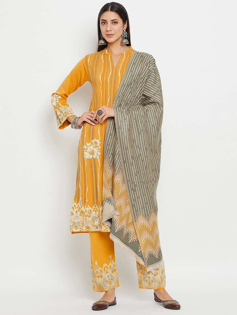 women self design long sleeve woollen suit set