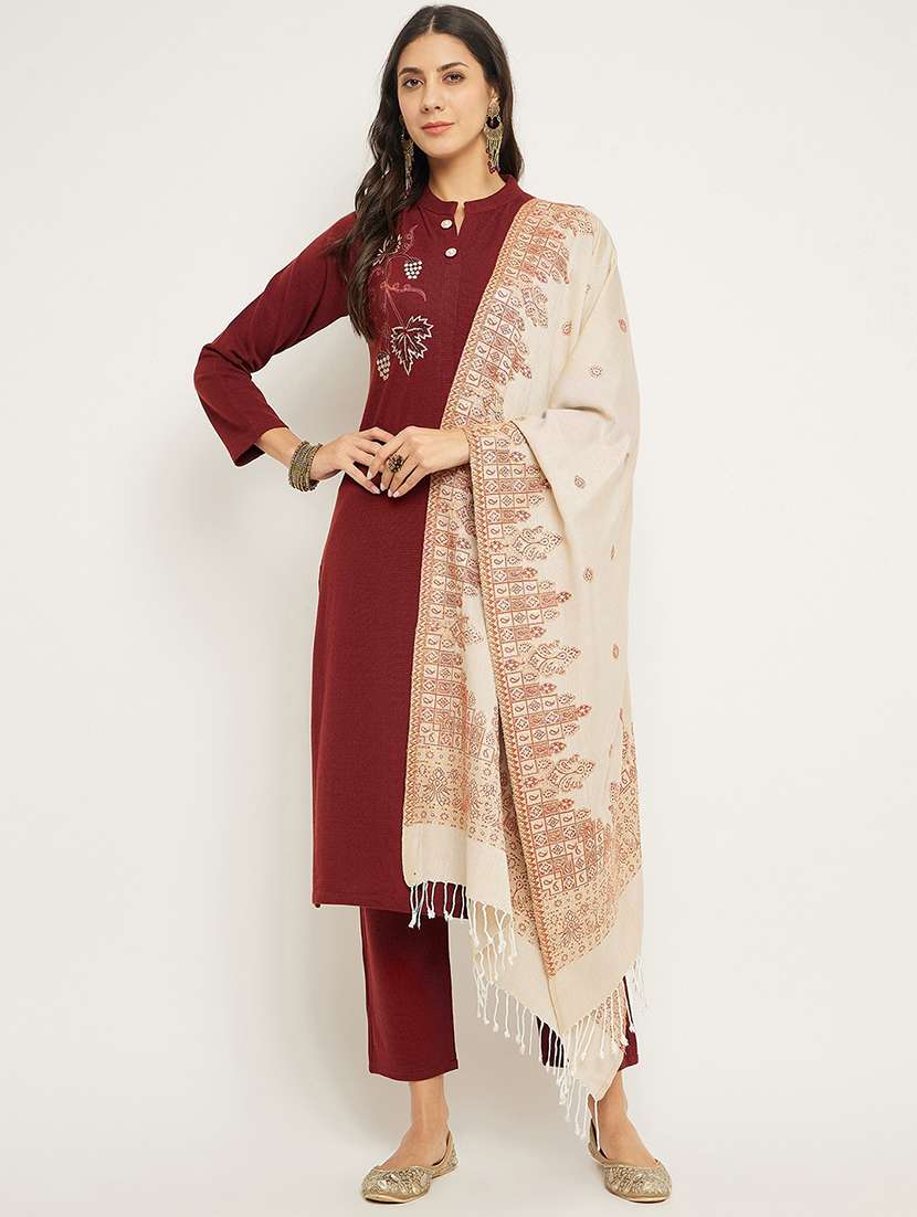 women self design long sleeve woollen suit set - 20511543 -  Zoom Image - 0