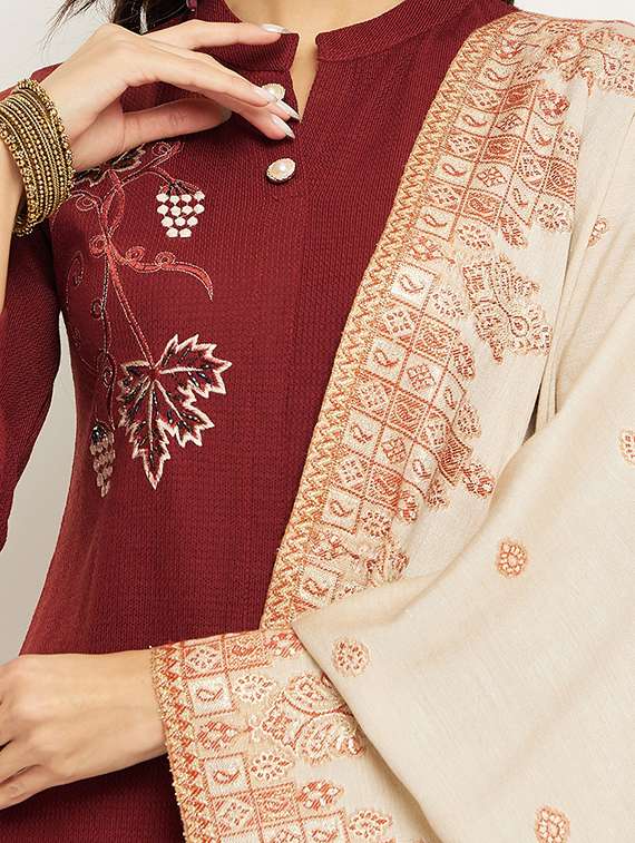 women self design long sleeve woollen suit set - 20511543 -  Standard Image - 3