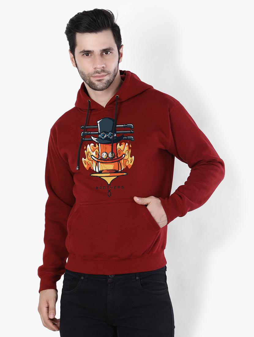 men maroon fleece front print sweatshirt