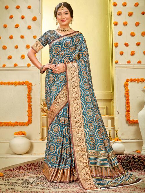women's bordered royal blue colored saree with blouse - 20512786 - Standard Image - 0