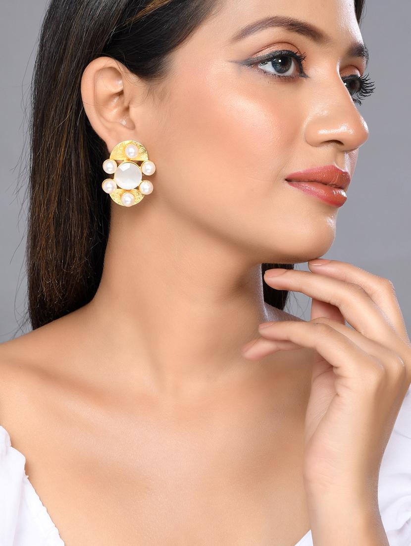gold brass drop earring - 20520281 - Standard Image - 3