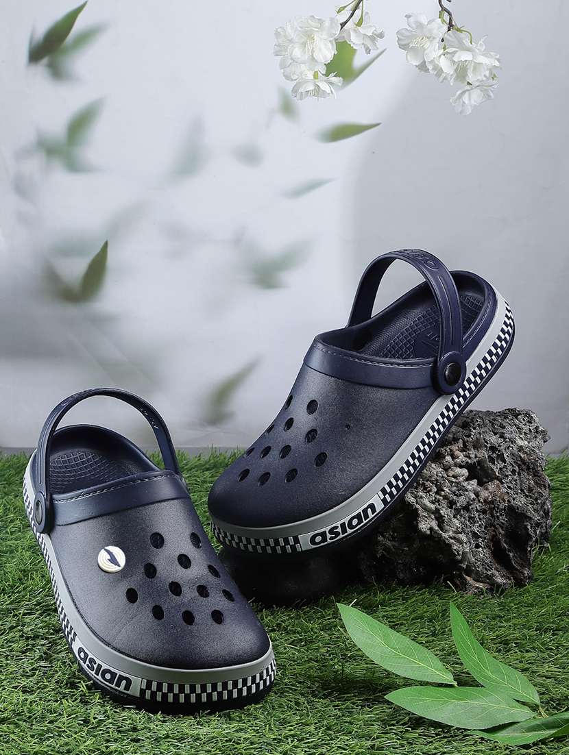 men navy blue back strap clog