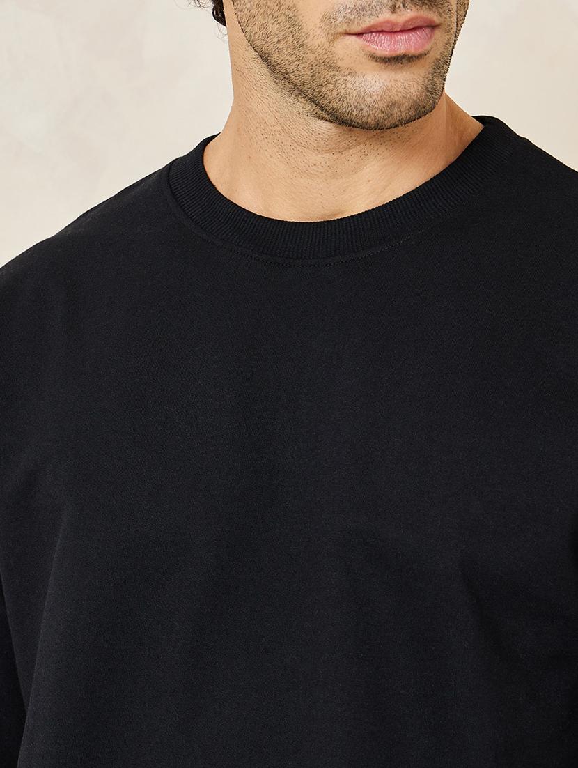 men solid black cotton regular sweatshirt - 20533580 - Standard Image - 3