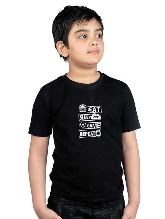 boys round neck typographic printed t-shirt