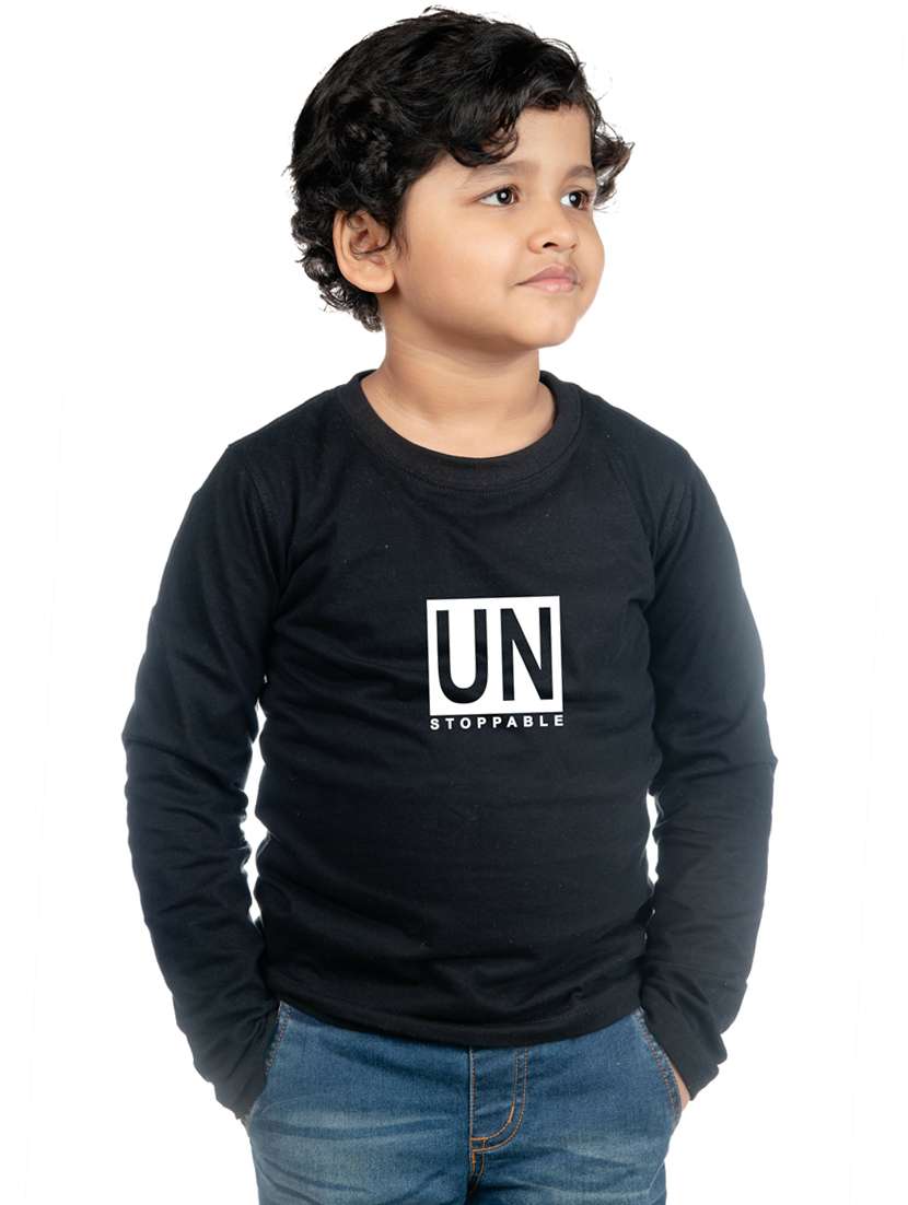 boys round neck typographic printed t-shirt