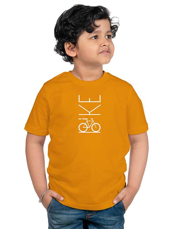 boys round neck typographic t-shirt