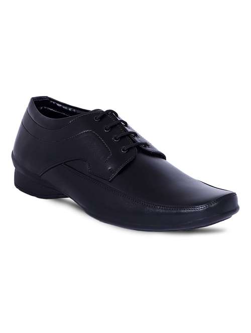 men black solid lace-up derby