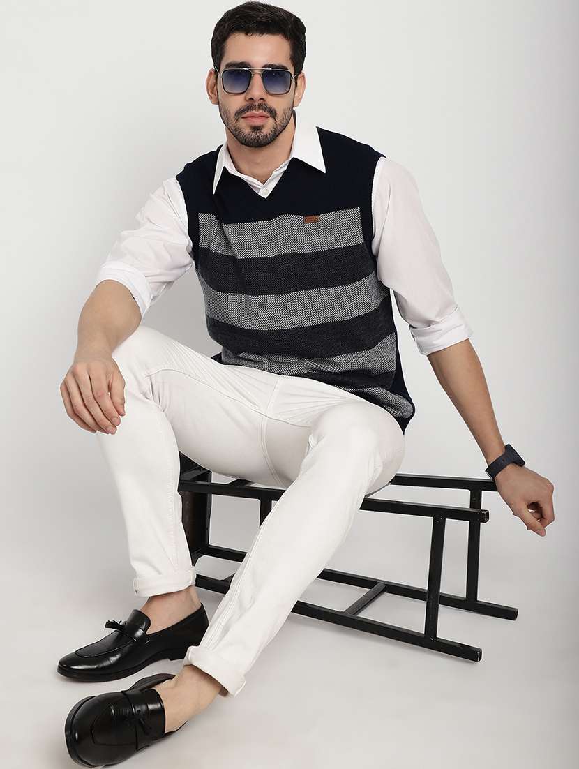 men multi colored acrylic reversible pullover - 20538379 -  Standard Image - 3