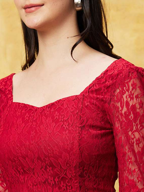 globus women red sweetheart neck puff sleeves back smocked detail panelled lace party top - 20544772 - Standard Image - 5