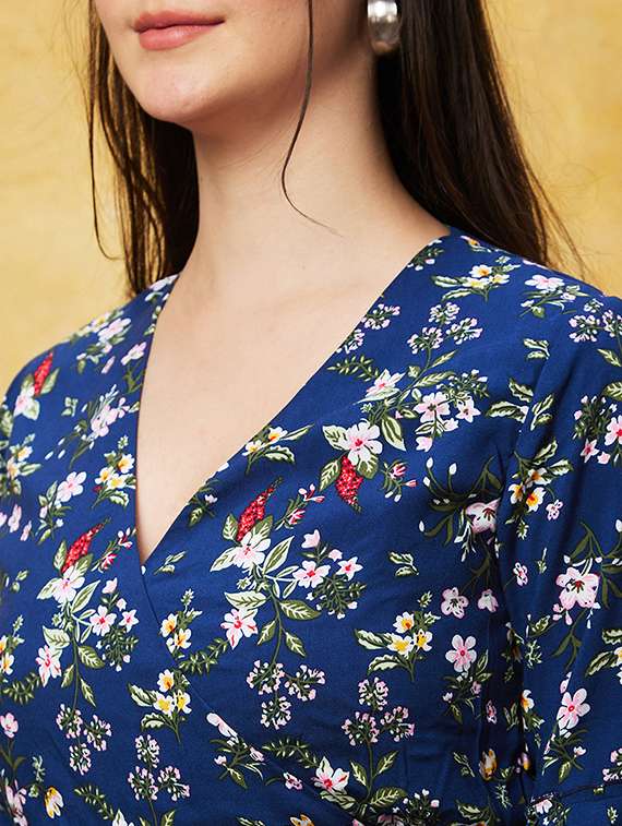 navy blue floral printed regular top - 20544774 -  Standard Image - 5
