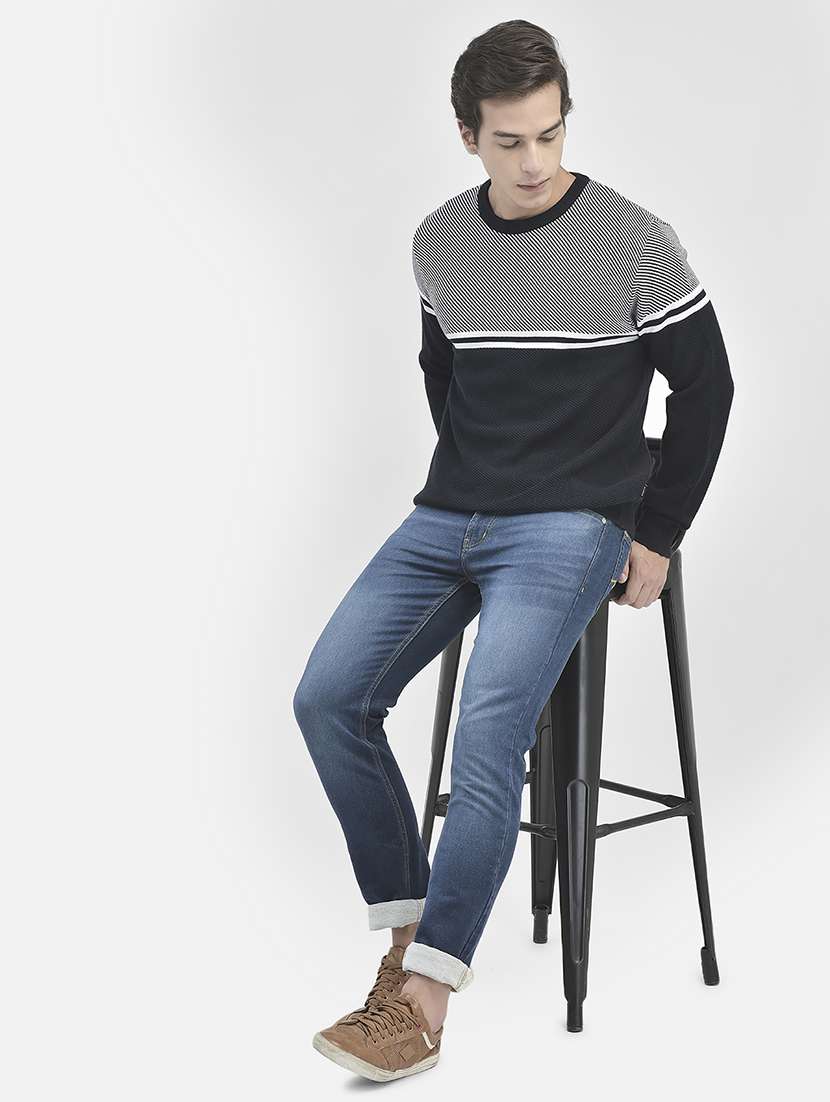 men striped round neck pullover - 20546969 -  Standard Image - 3