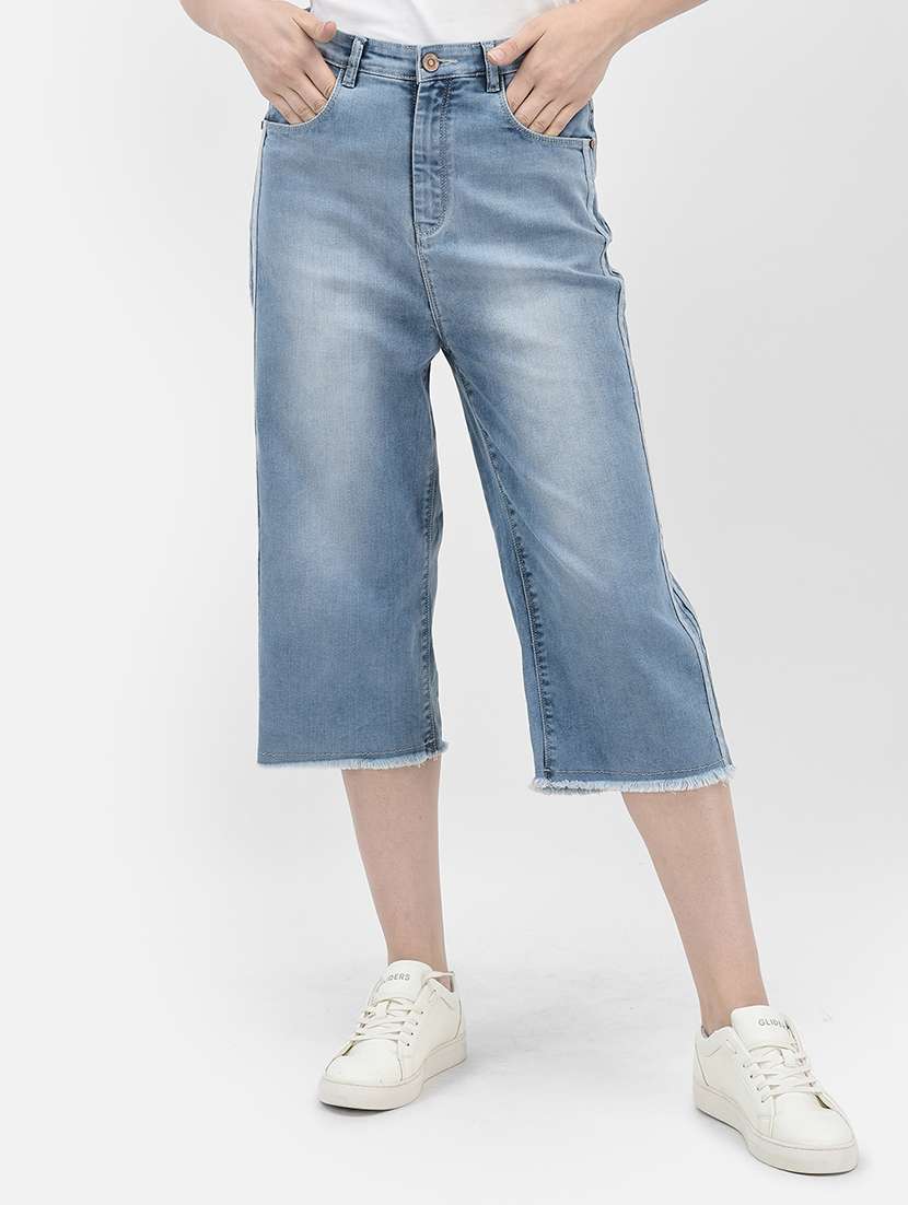 blue denim capri