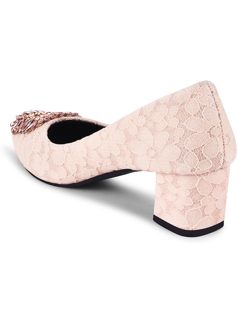 women self design brooch embellished pump heels - 20551546 - Standard Image - 3