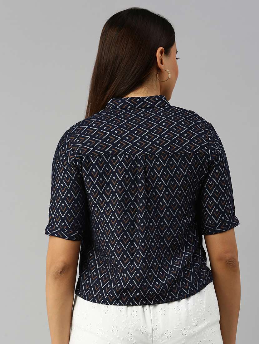 women printed collared short sleeve crop shirt - 20551777 - Standard Image - 3