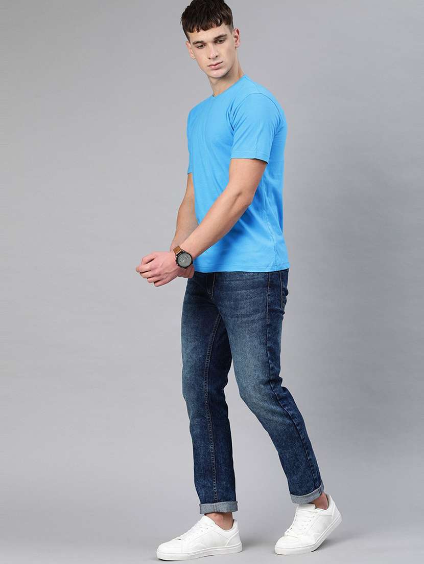 men round neck solid plain t-shirt - 20563382 - Standard Image - 3