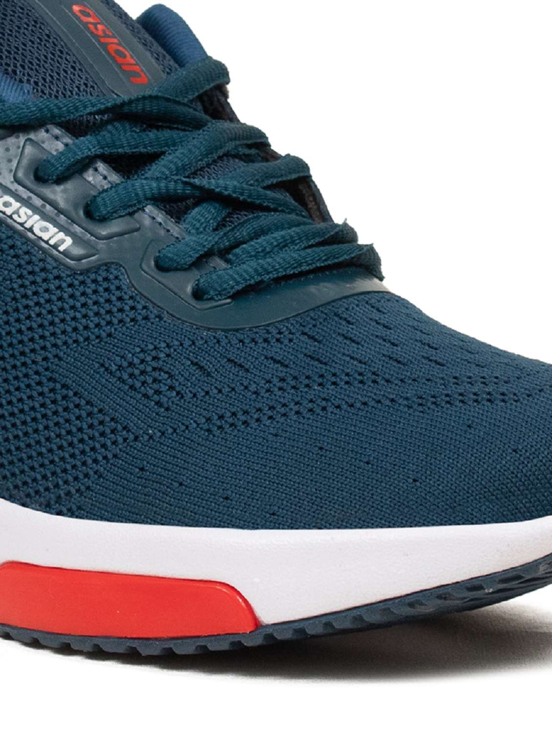 men lace up sport shoes - 20564025 -  Standard Image - 5