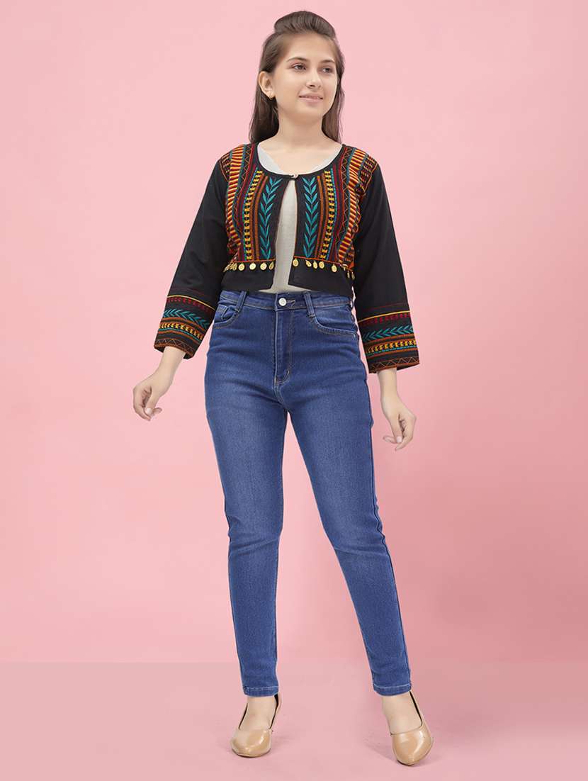 girls round neck self-design jacket