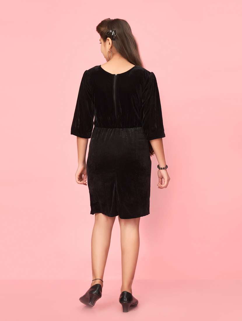 girls round neck self-design frock - 20568221 -  Standard Image - 3