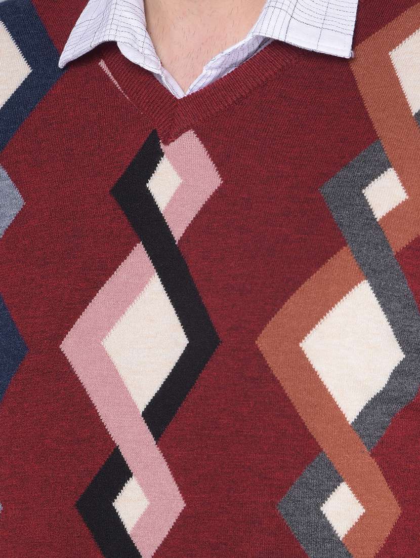 maroon acrylic pullover - 20586569 -  Standard Image - 5