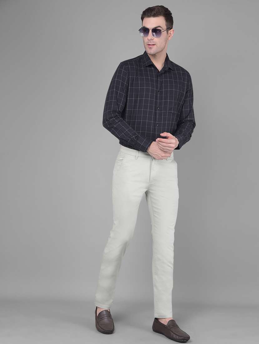 Men Solid Ankle Length Chinos - 20586597 -  Standard Image - 5