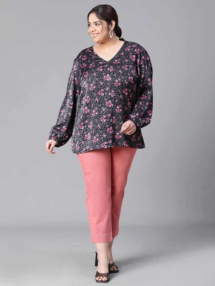 plus size women printed straight top - 20592384 -  Standard Image - 5