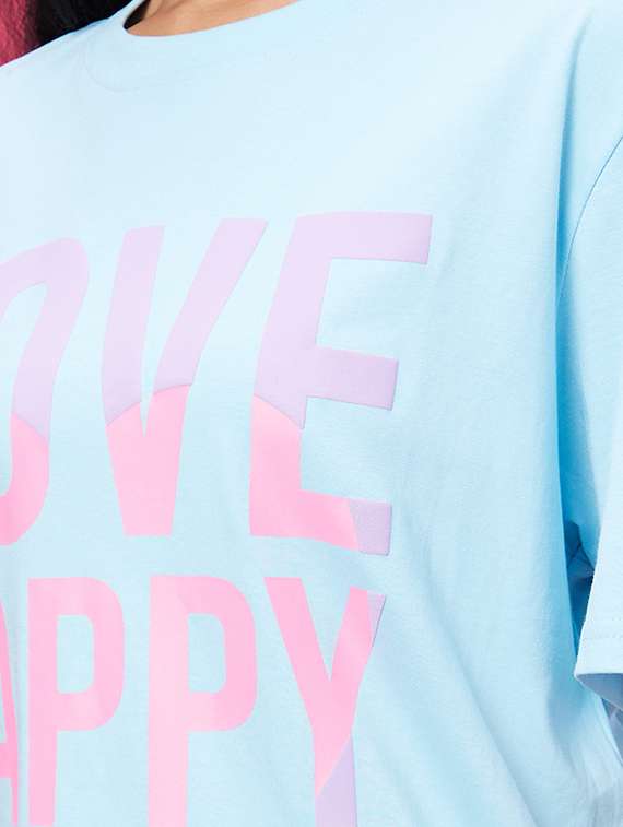 women's chest print crew neck t-shirt - 20600251 -  Standard Image - 3