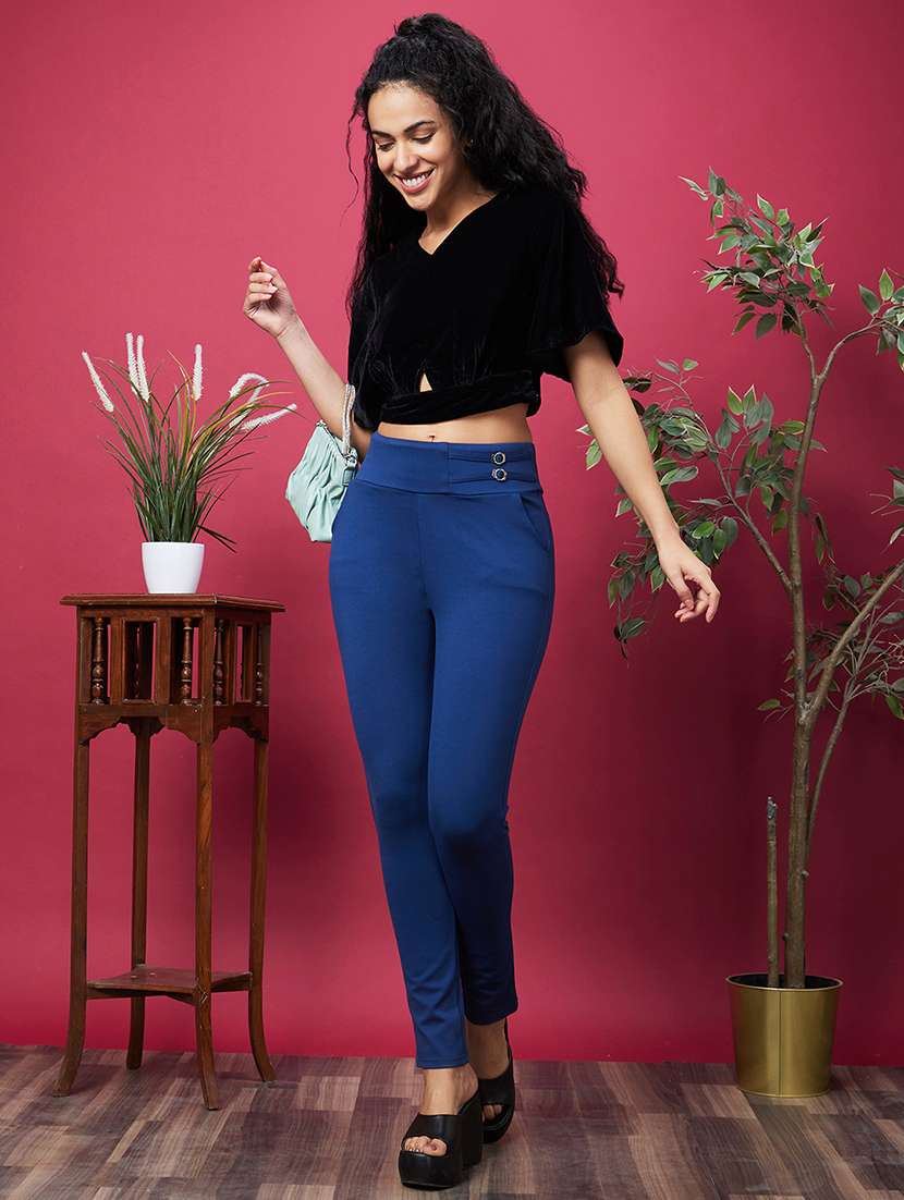 black solid regular top - 20600257 -  Standard Image - 3