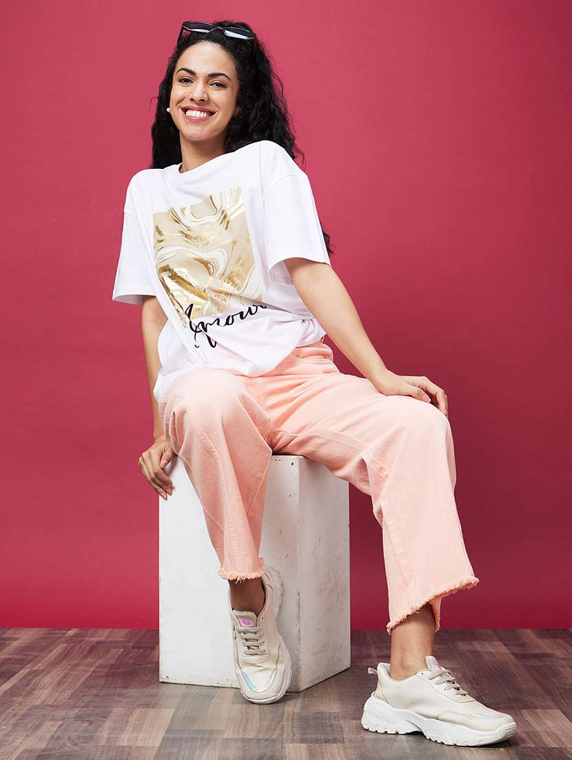 white graphic boxy t-shirt - 20600296 -  Standard Image - 3
