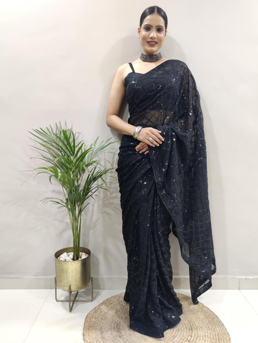 women sequined saree with blouse - 20601242 -  Zoom Image - 0