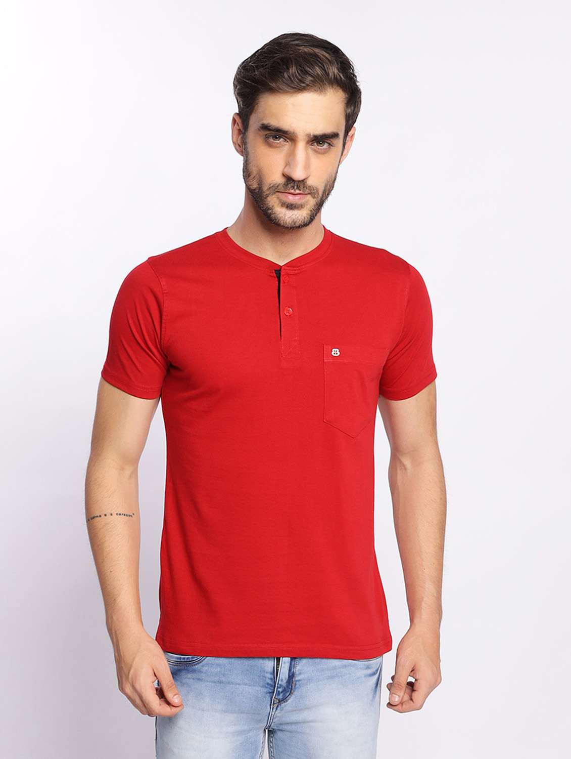 red plain short sleeve t-shirt
