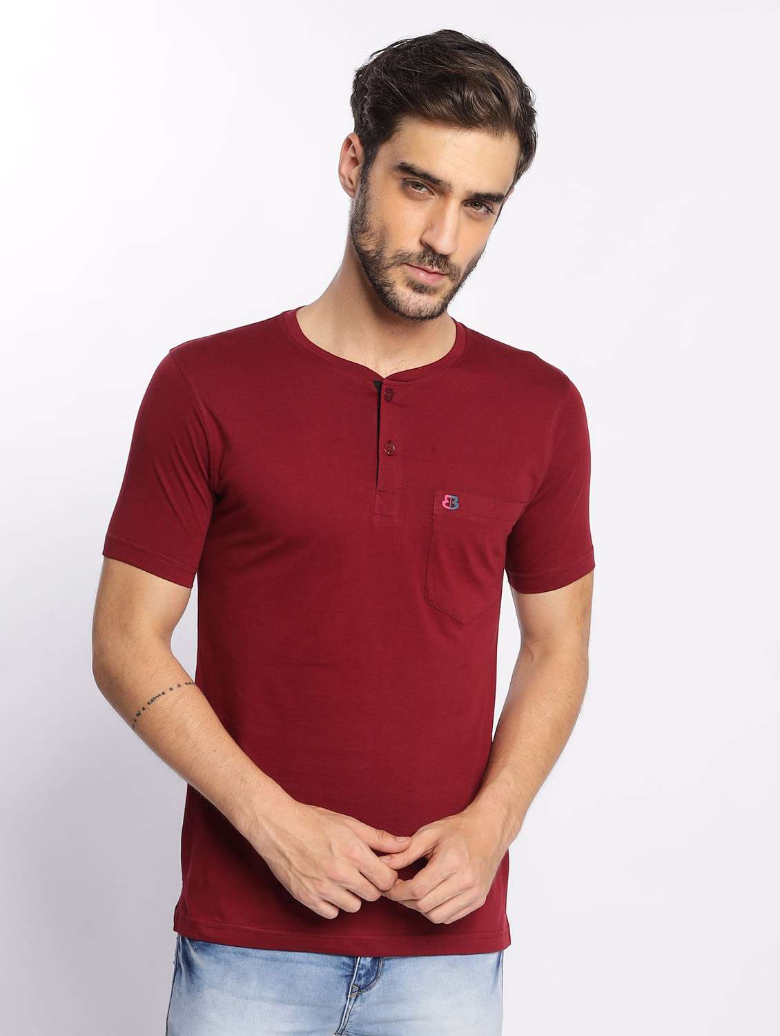 maroon plain short sleeve t-shirt