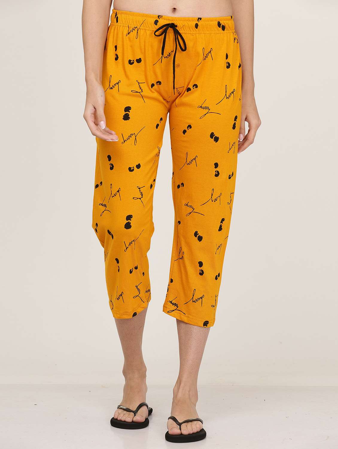 women mustard printed cotton capri