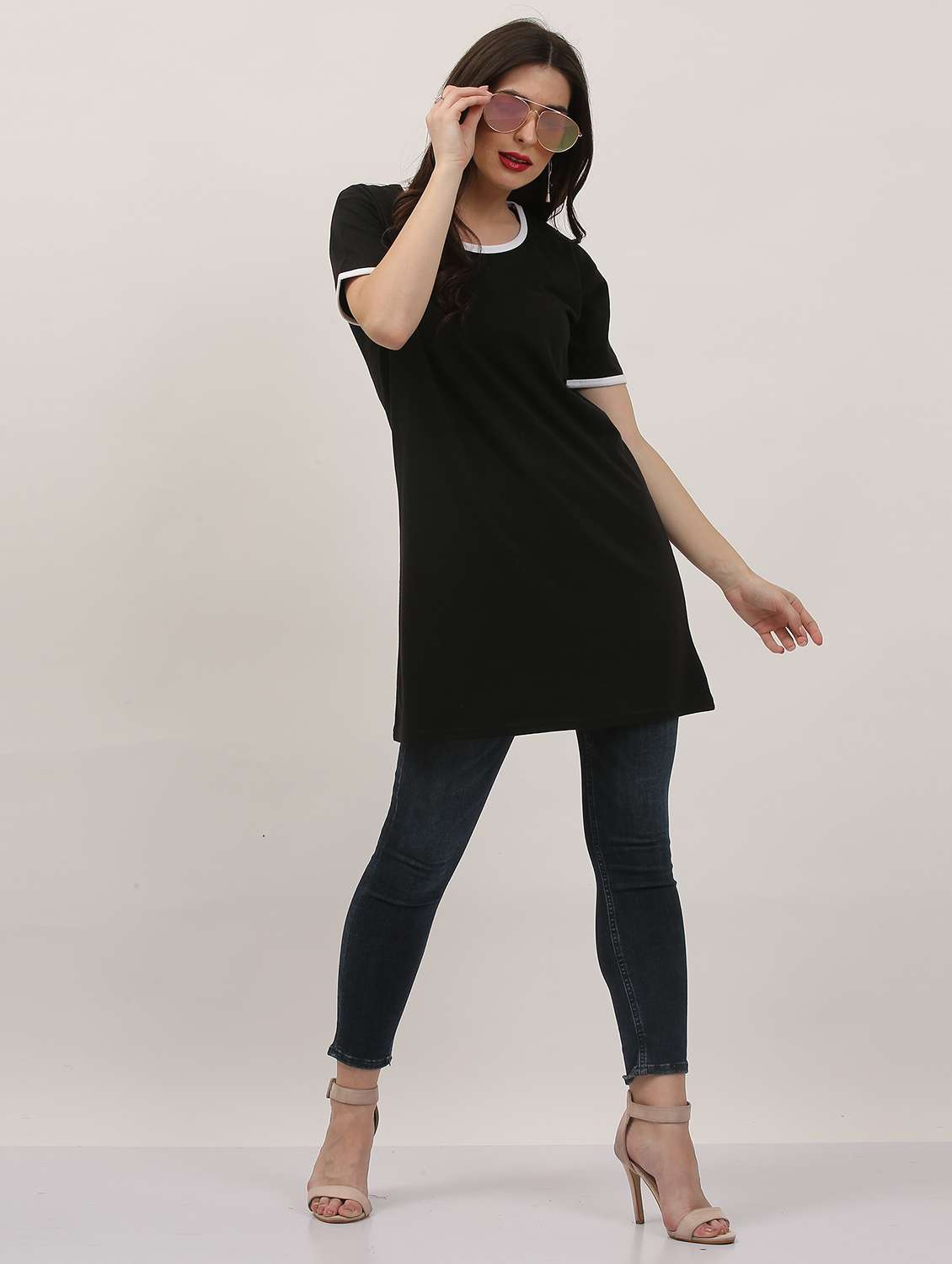 women round neck solid regular t-shirt - 20602612 -  Standard Image - 3