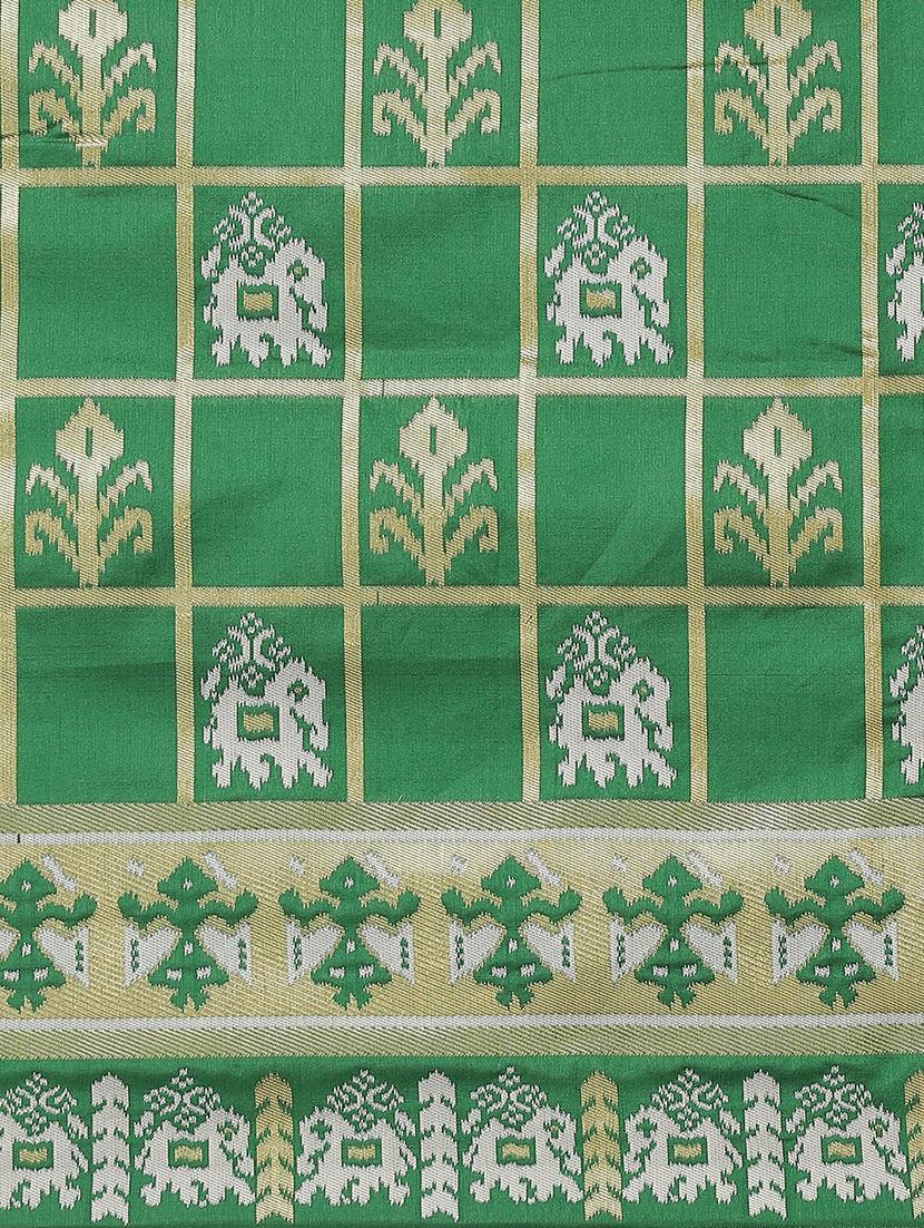 women self design patola saree with blouse - 20604227 - Standard Image - 3