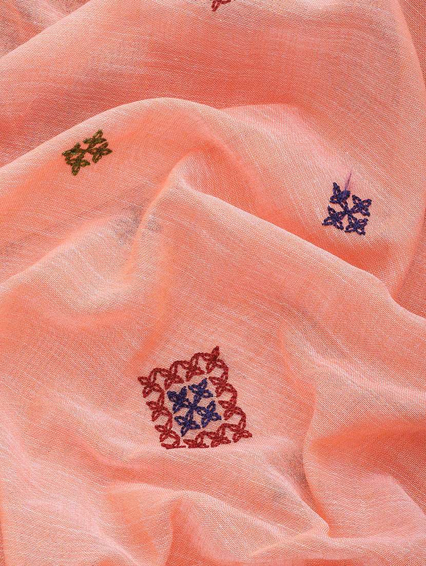 women peach embroidered saree with blouse - 20604338 - Standard Image - 5