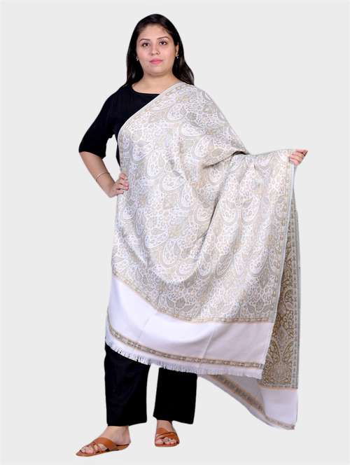 women self designed woolen shawl - 20605518 -  Standard Image - 0