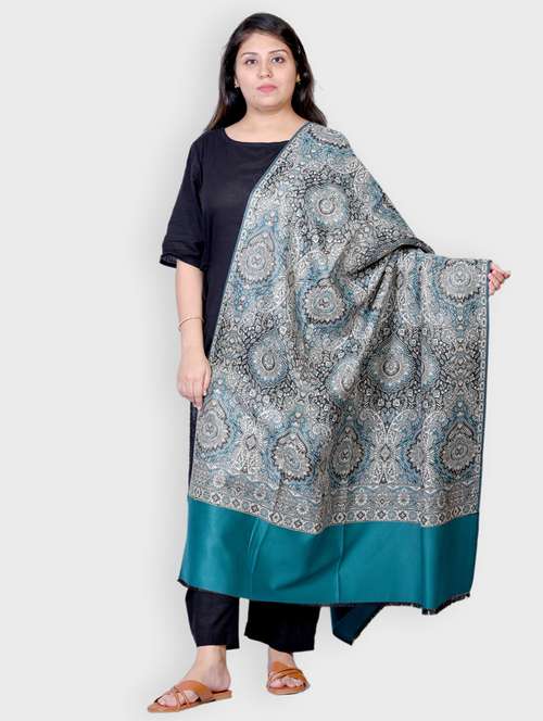 women self designed woolen shawl - 20605553 -  Standard Image - 0