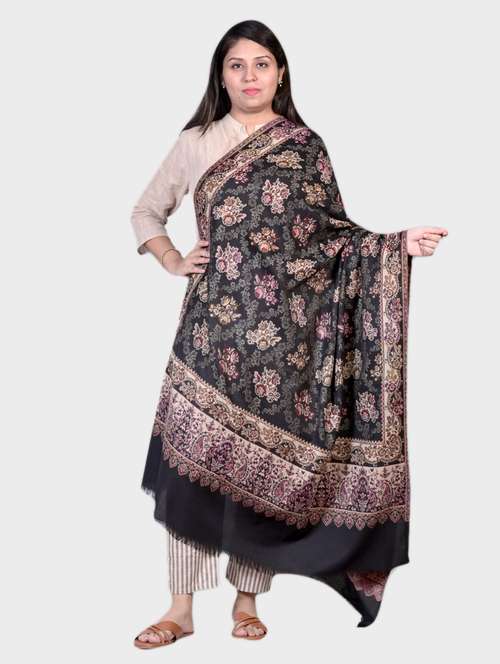 women self designed woolen shawl - 20605606 -  Standard Image - 0