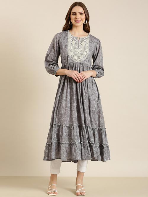 women floral printed tiered kurta - 20610464 - Standard Image - 0
